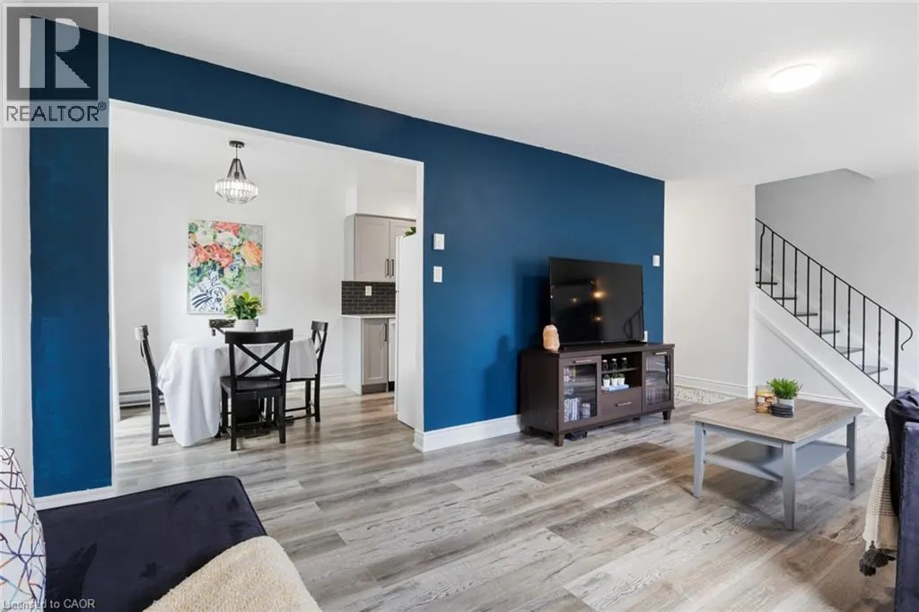 766 WALTER Street Unit# D, #D