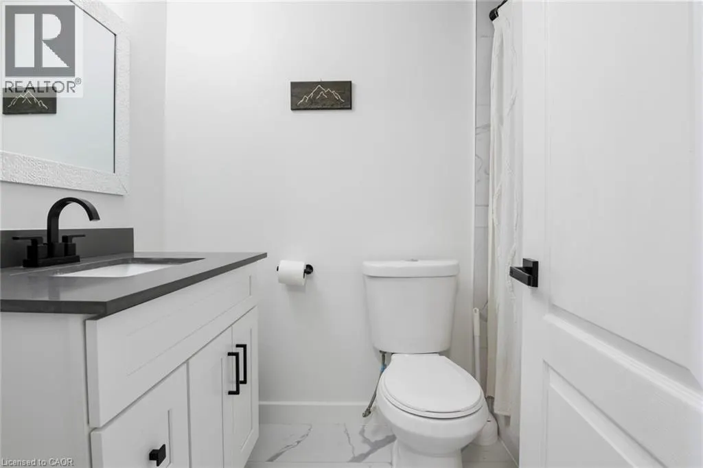 766 WALTER Street Unit# D, #D