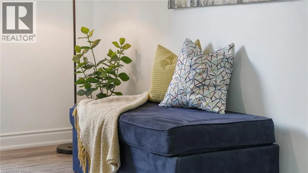 766 WALTER Street Unit# D, #D