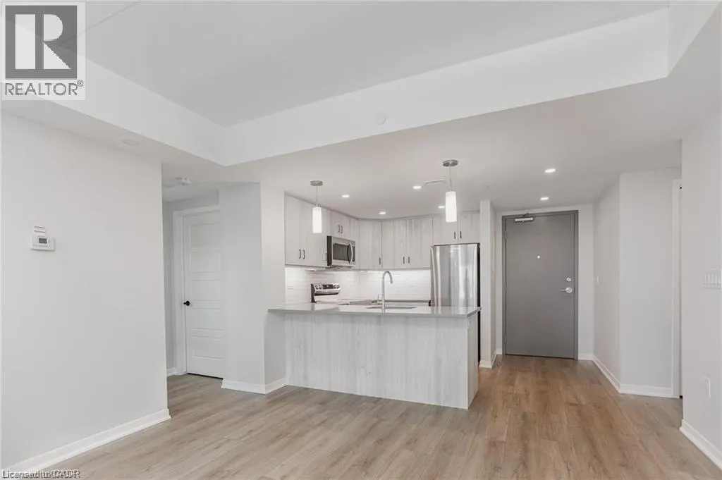 3998 VICTORIA Avenue Unit# 202, #202