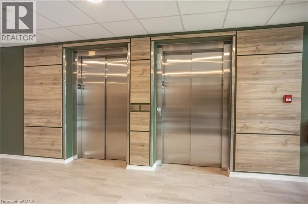 3998 VICTORIA Avenue Unit# 202, #202