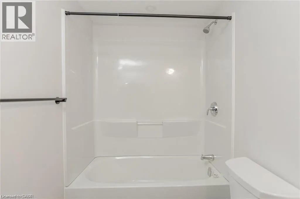 3998 VICTORIA Avenue Unit# 202, #202