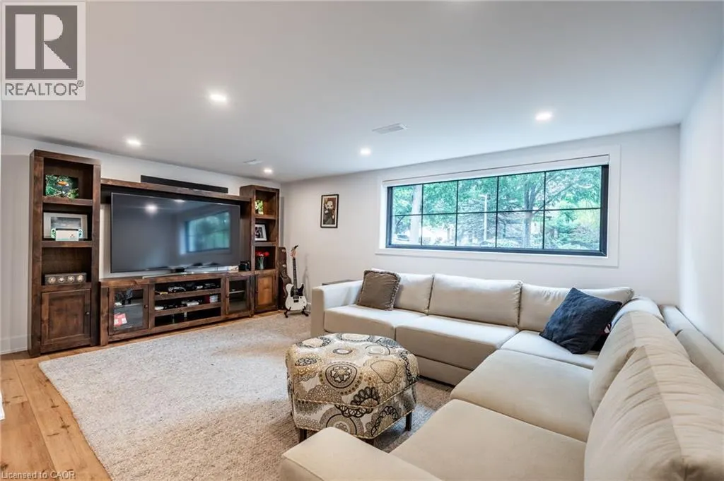 5135 MULBERRY Drive