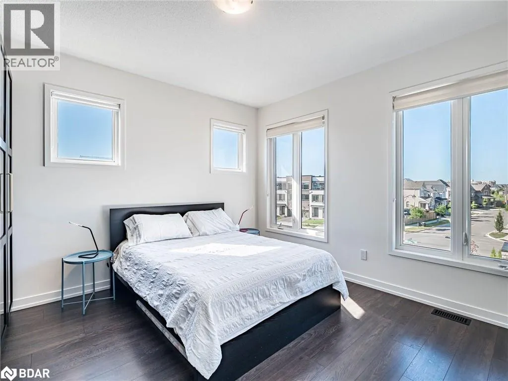 3128 MINTWOOD Circle