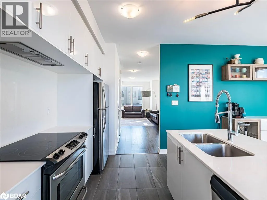 3128 MINTWOOD Circle