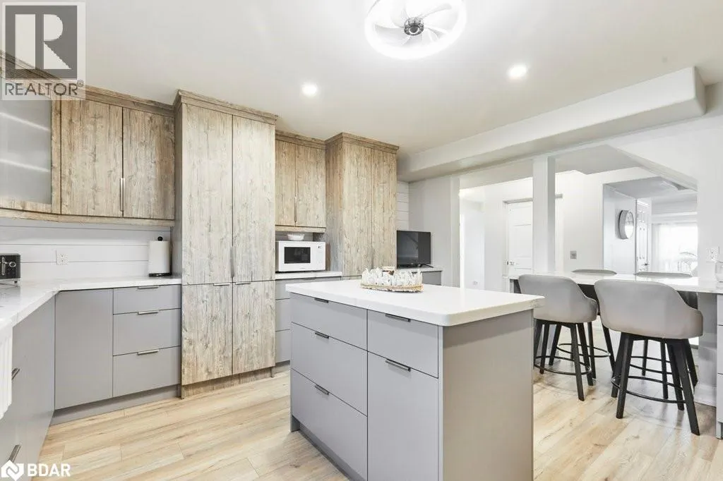 81 LAIRD Drive