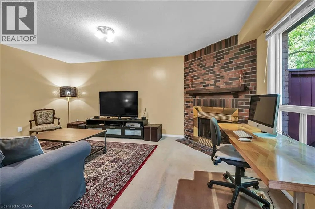 70 GOLFVIEW Crescent