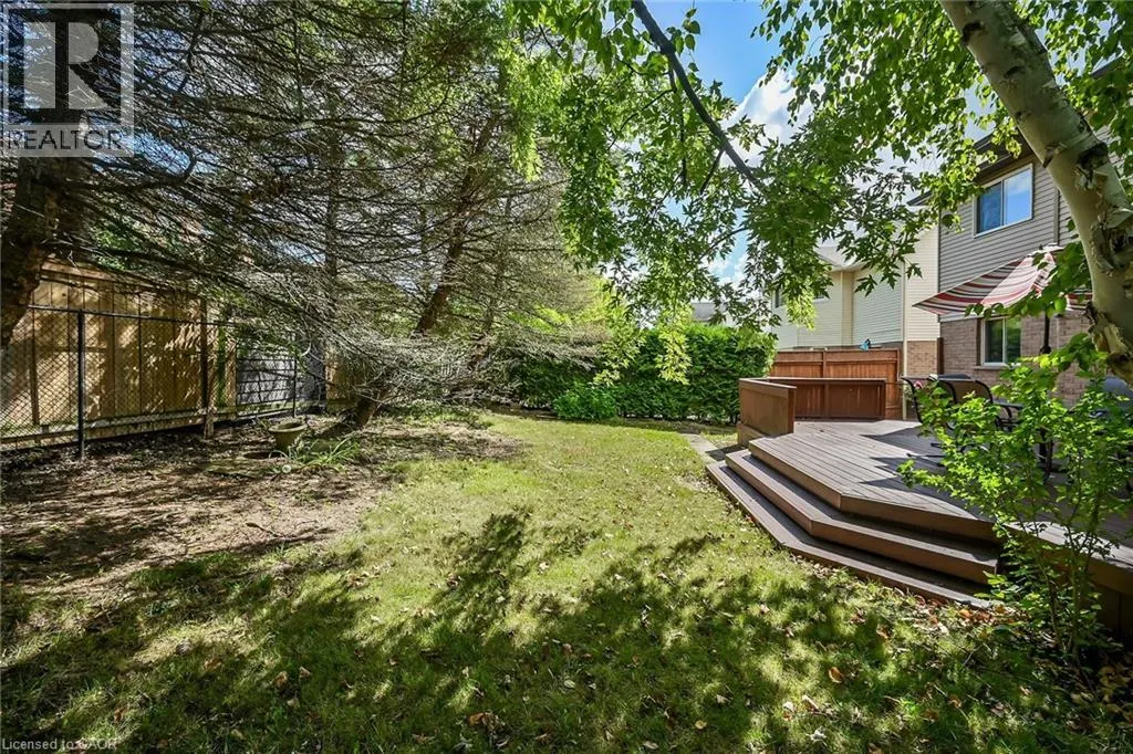 70 GOLFVIEW Crescent