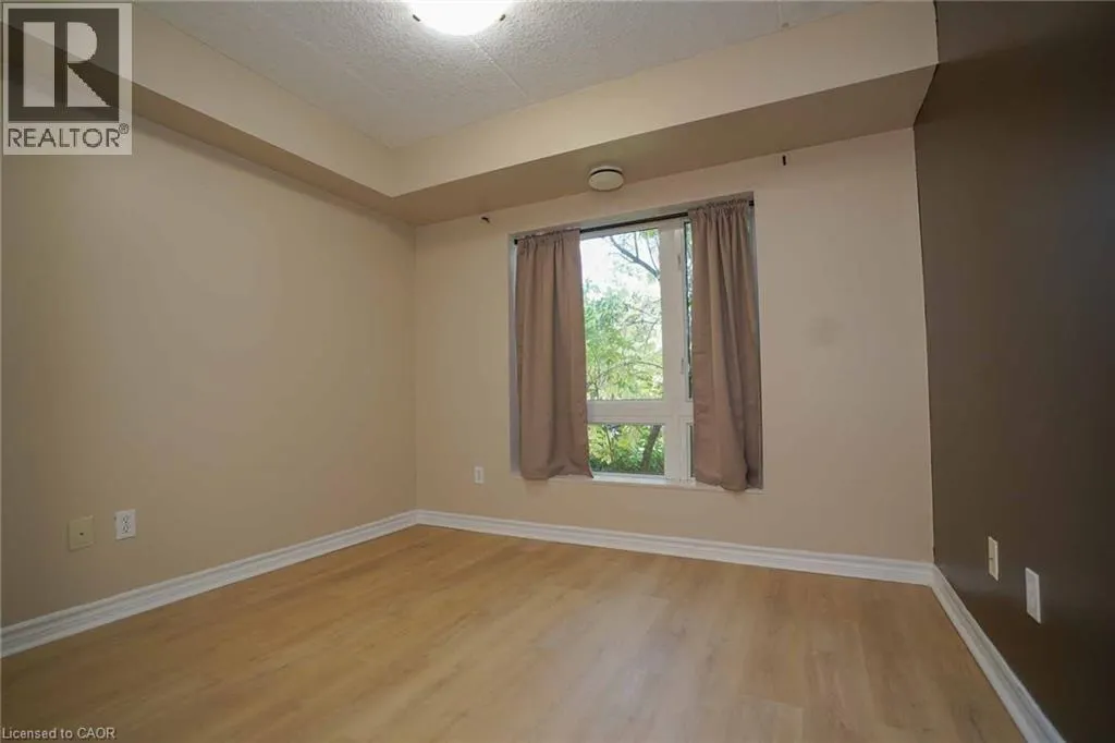 39 GOODWIN Drive Unit# 106, #106