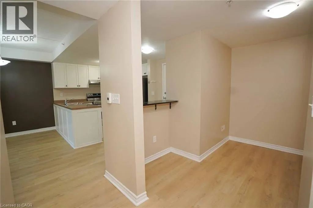 39 GOODWIN Drive Unit# 106, #106