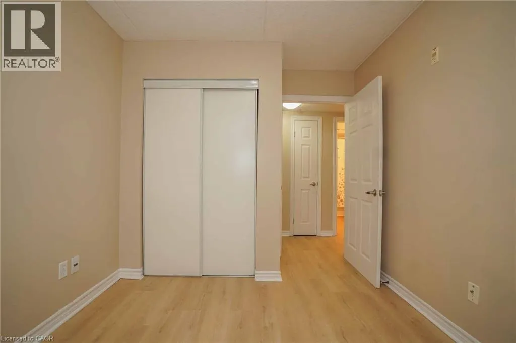 39 GOODWIN Drive Unit# 106, #106