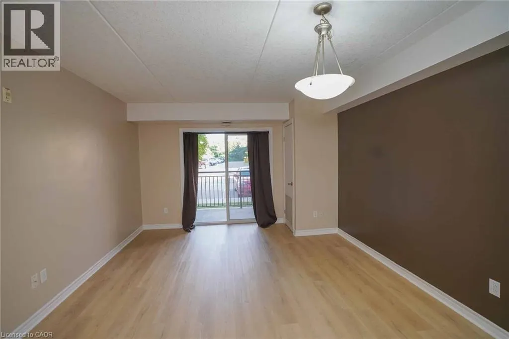 39 GOODWIN Drive Unit# 106, #106