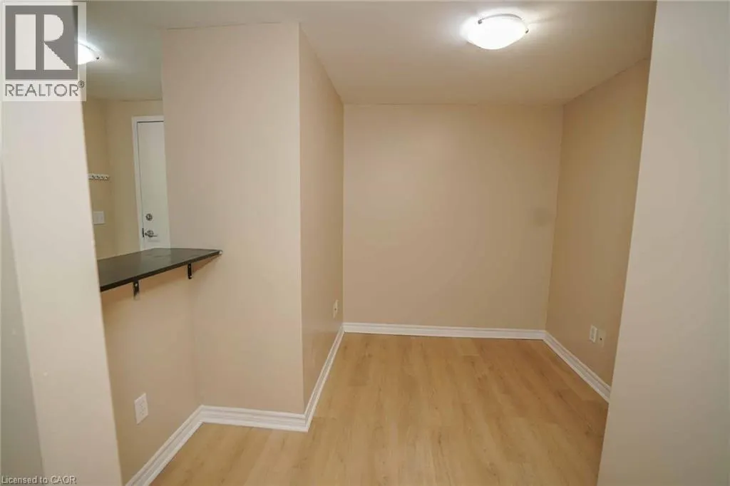 39 GOODWIN Drive Unit# 106, #106