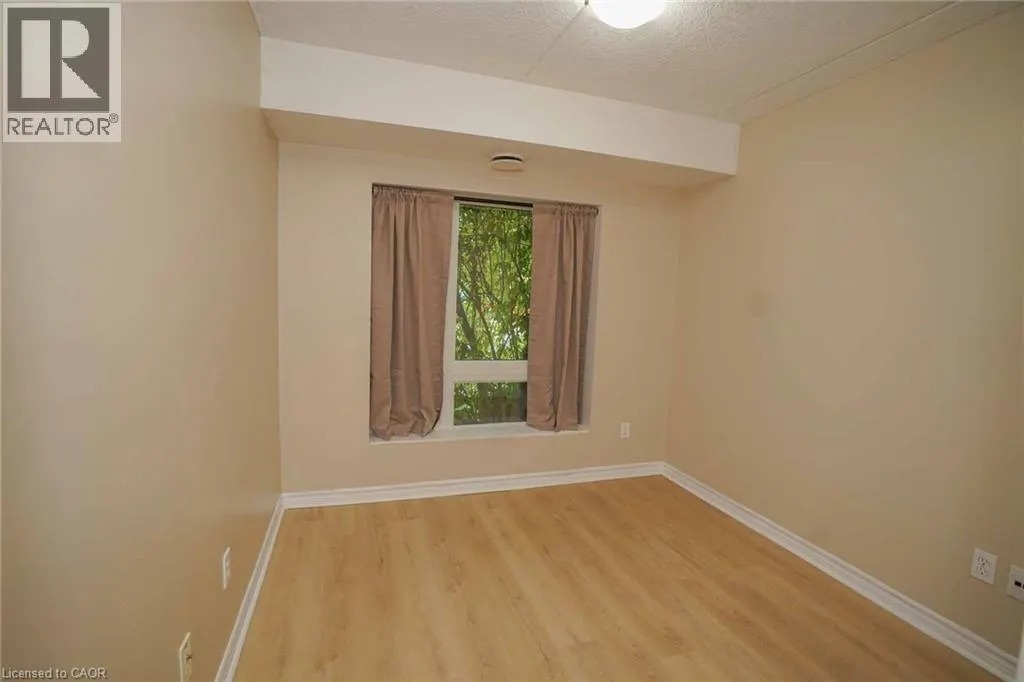 39 GOODWIN Drive Unit# 106, #106