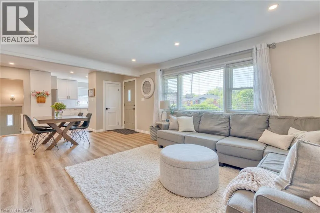 309 EAST 45TH Street