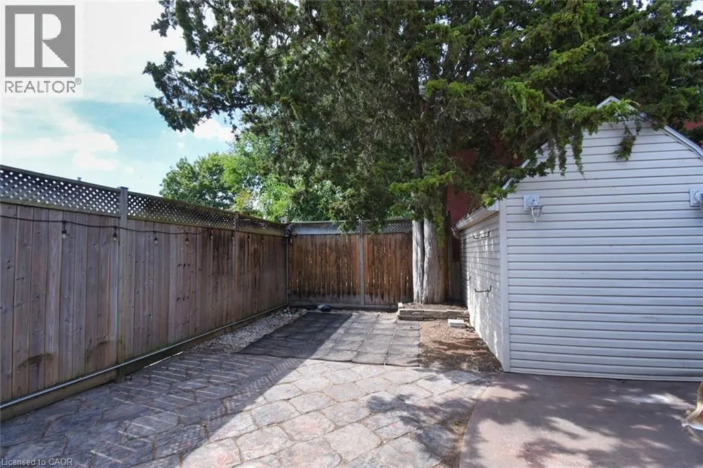 139 CHESTNUT Avenue