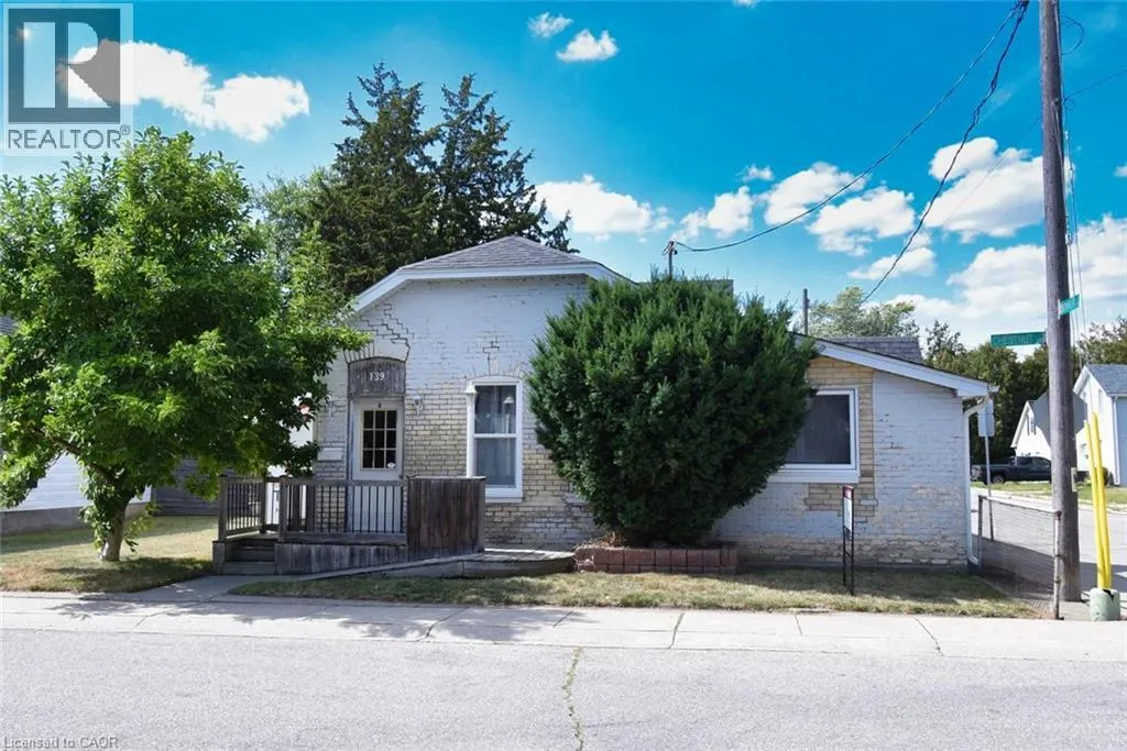 139 CHESTNUT Avenue