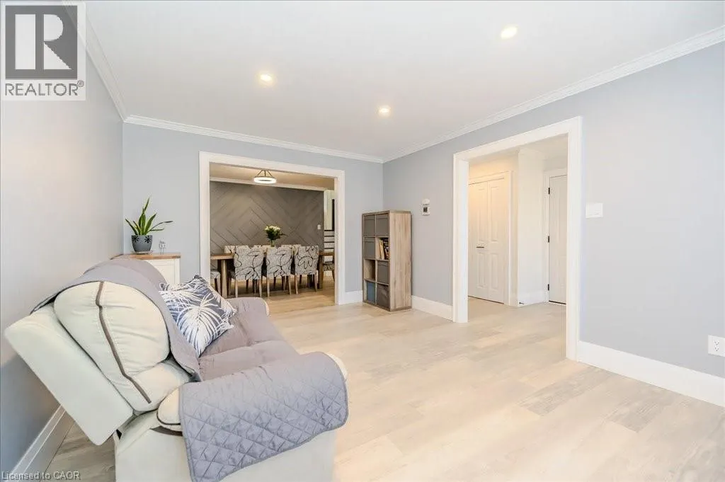 26 LORRAINE Drive