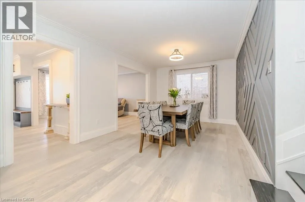 26 LORRAINE Drive