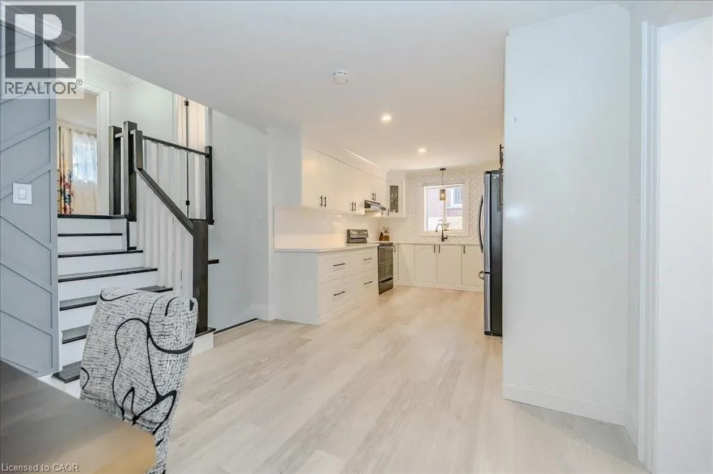 26 LORRAINE Drive