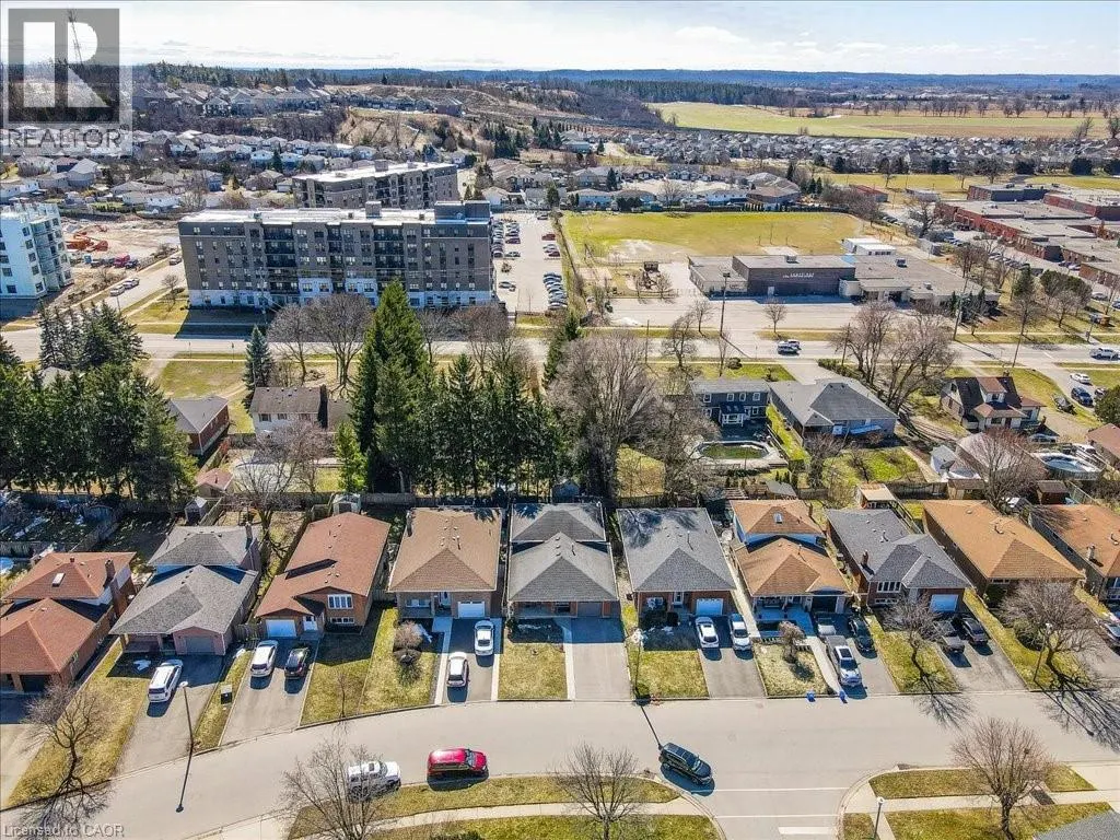 26 LORRAINE Drive