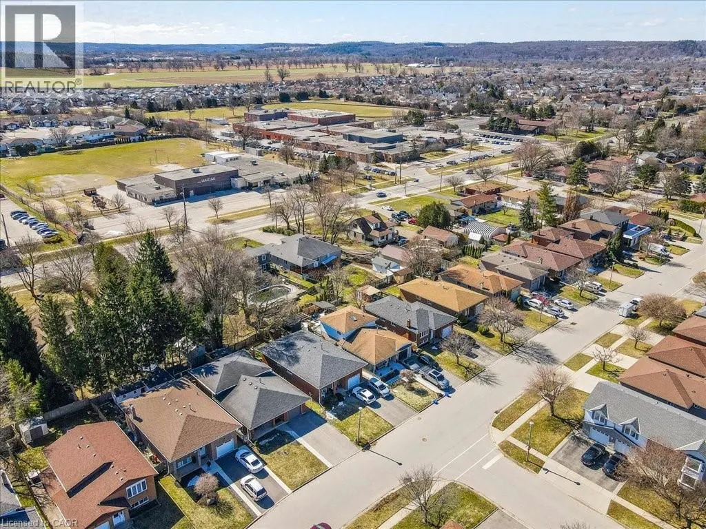 26 LORRAINE Drive