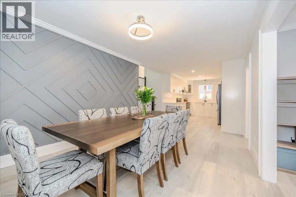 26 LORRAINE Drive