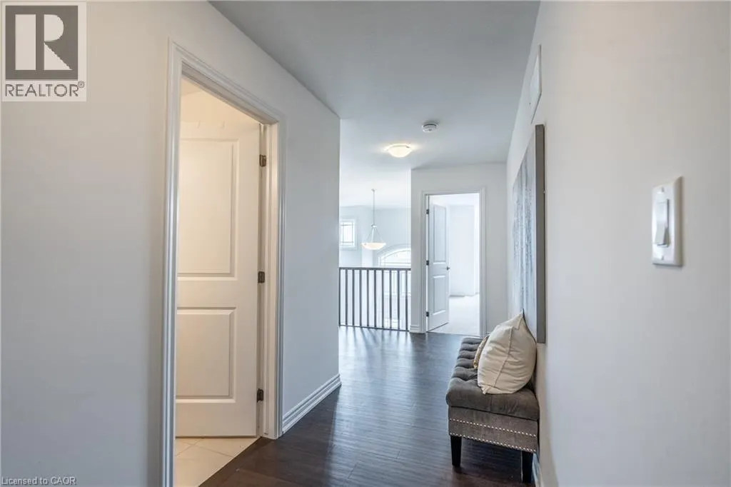 84 COOKE Avenue