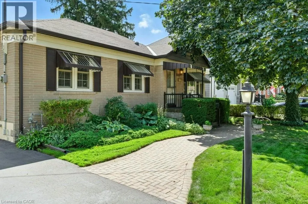 2230 COURTLAND Drive