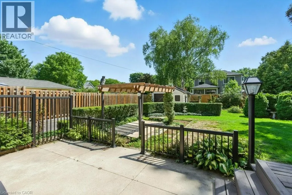 2230 COURTLAND Drive
