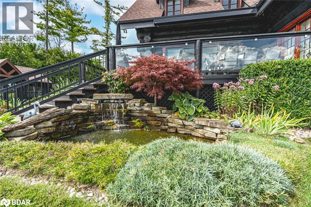 2 SUNNYSIDE Avenue