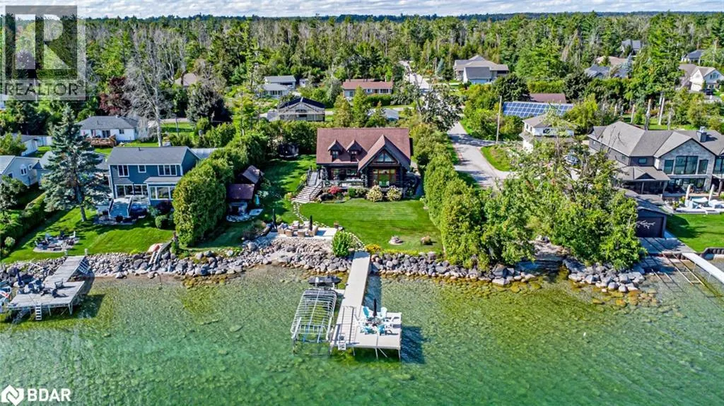 2 SUNNYSIDE Avenue