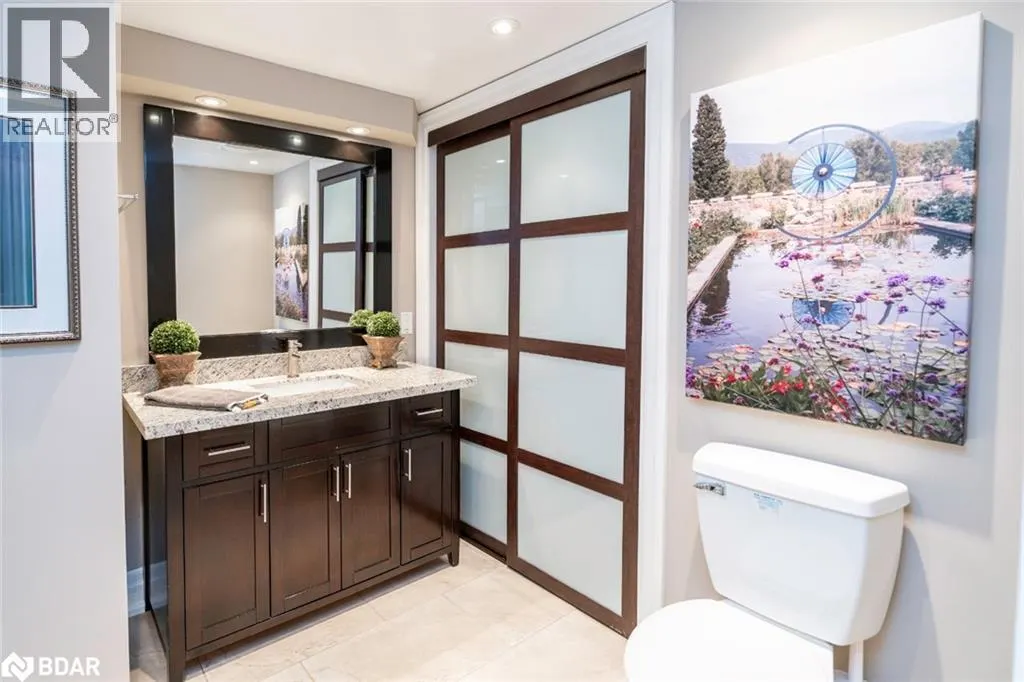 2 SUNNYSIDE Avenue