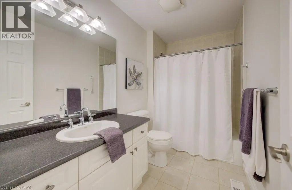 276 SIMS ESTATE Drive Unit# 11, #11