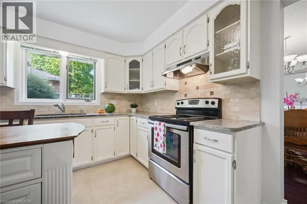 599 BEECHWOOD Drive