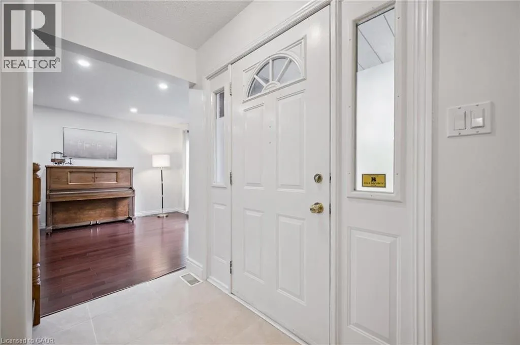 599 BEECHWOOD Drive