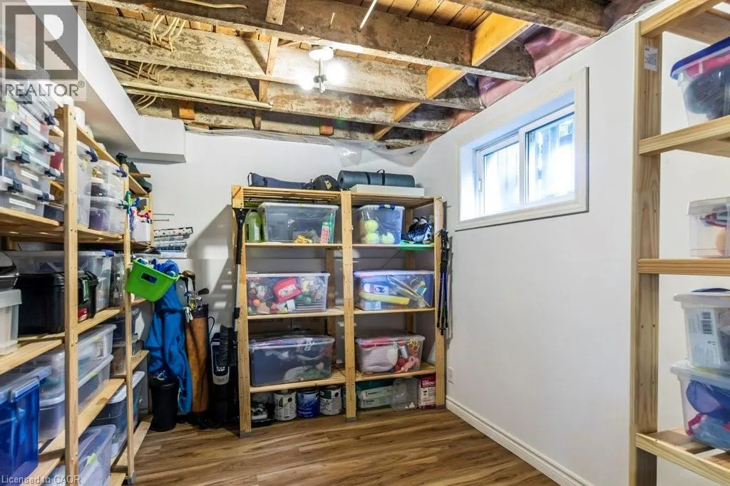 56 JOHN Street W