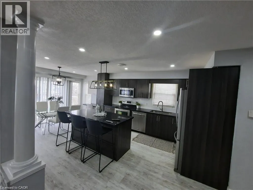 500 SNOWDROP Court