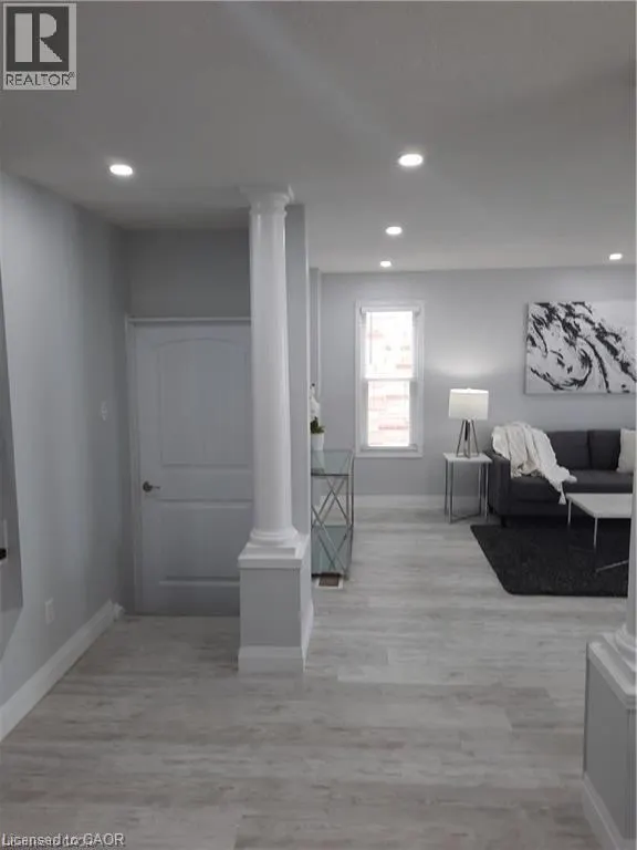 500 SNOWDROP Court