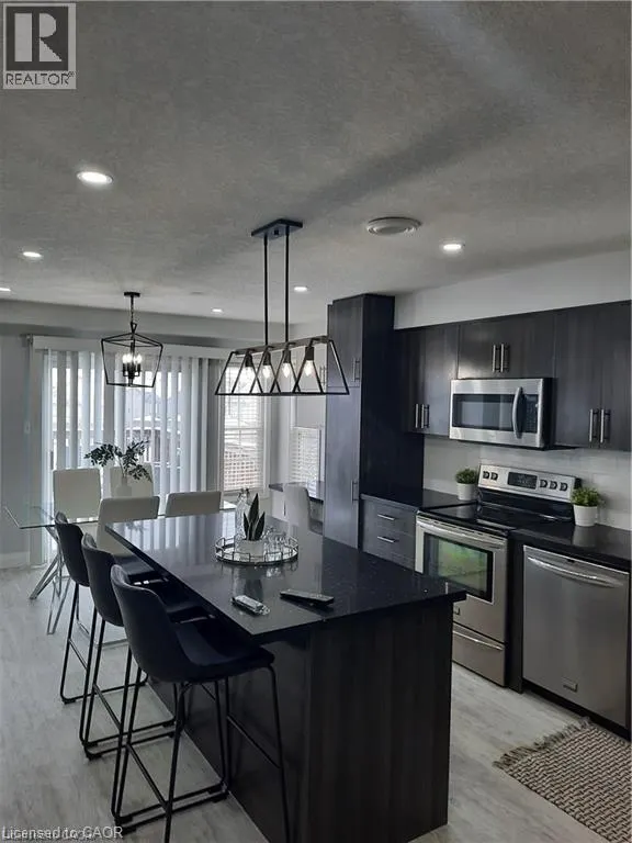 500 SNOWDROP Court