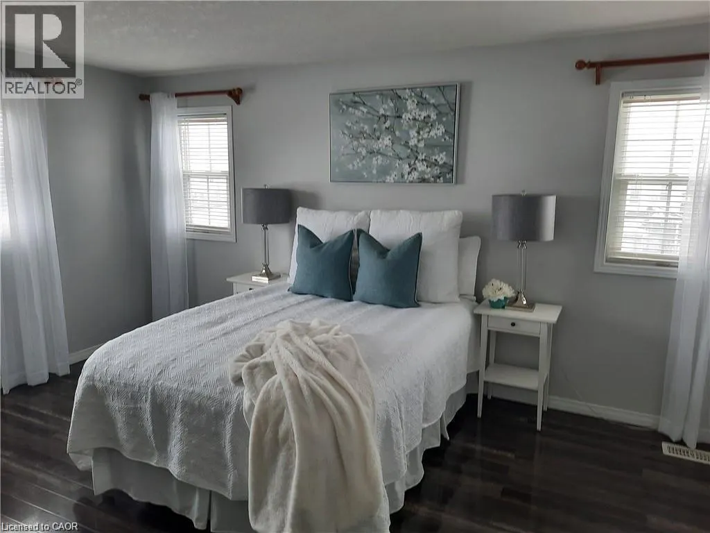 500 SNOWDROP Court