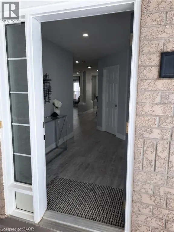 500 SNOWDROP Court