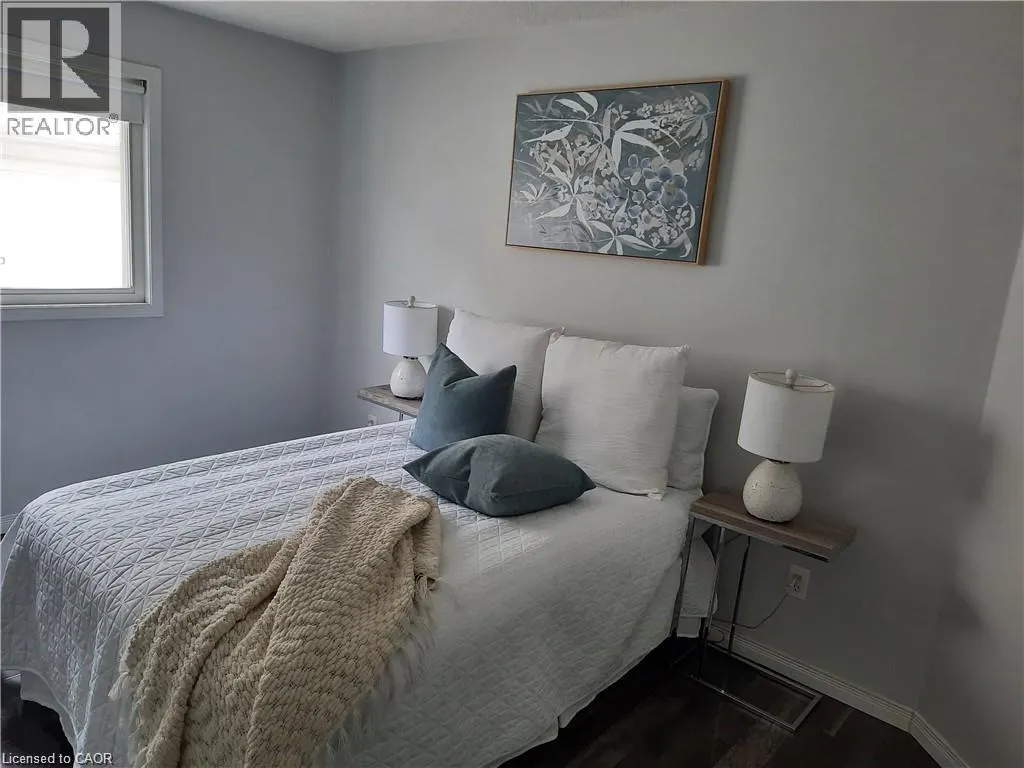 500 SNOWDROP Court
