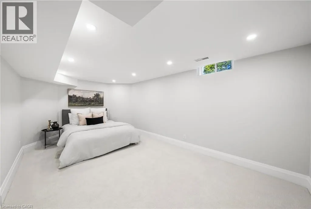 360 CLAREMONT Crescent