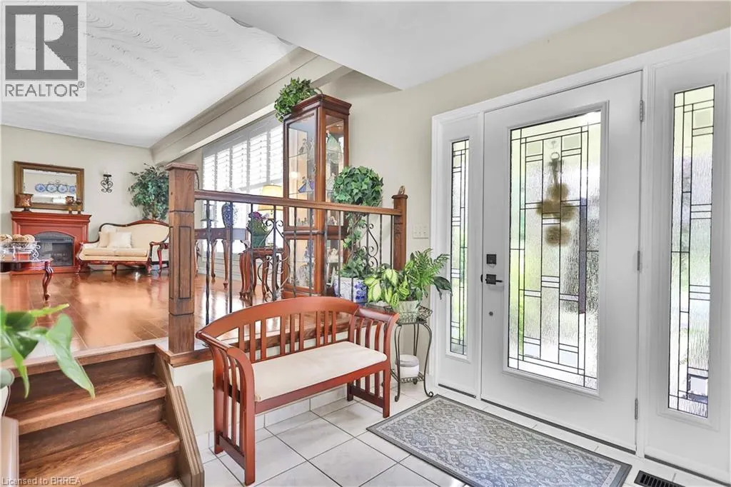 167 GOVERNORS Road E
