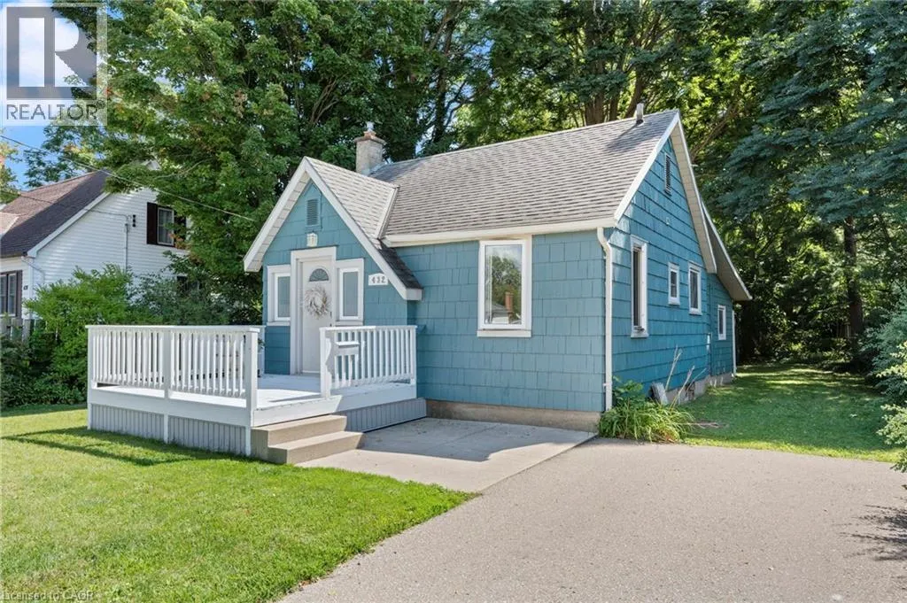 432 WEST Street