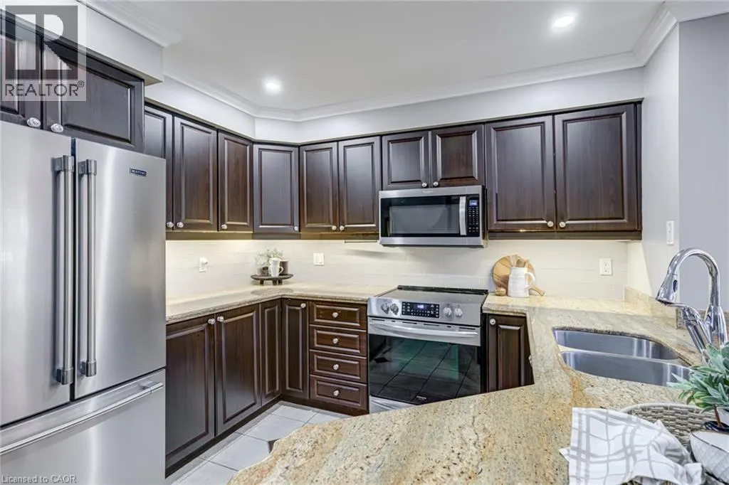 143 FOXBOROUGH Drive
