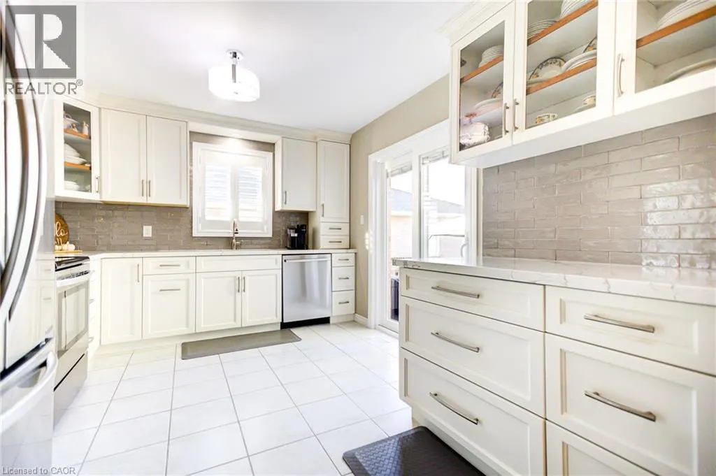 122 WESTCLIFF Way