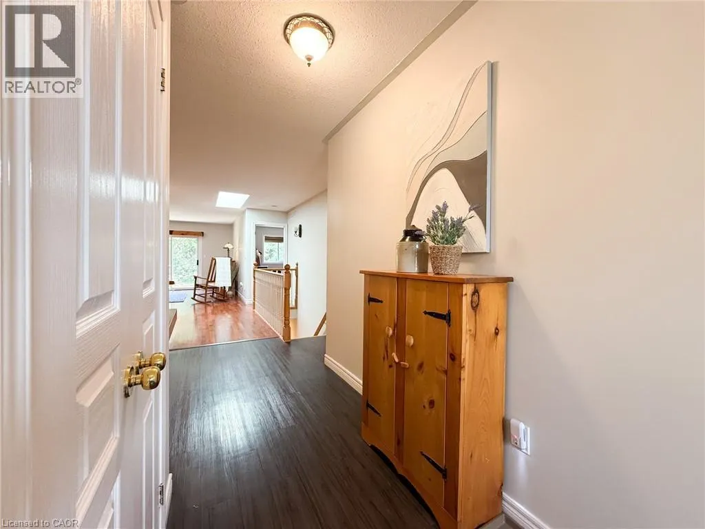 13 CLONMEL Lane