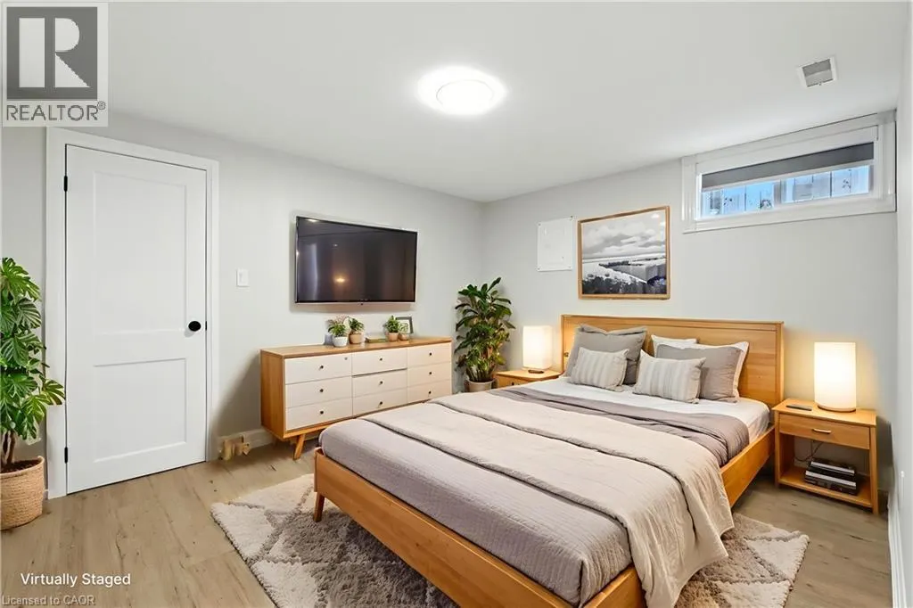 929 UPPER OTTAWA Street